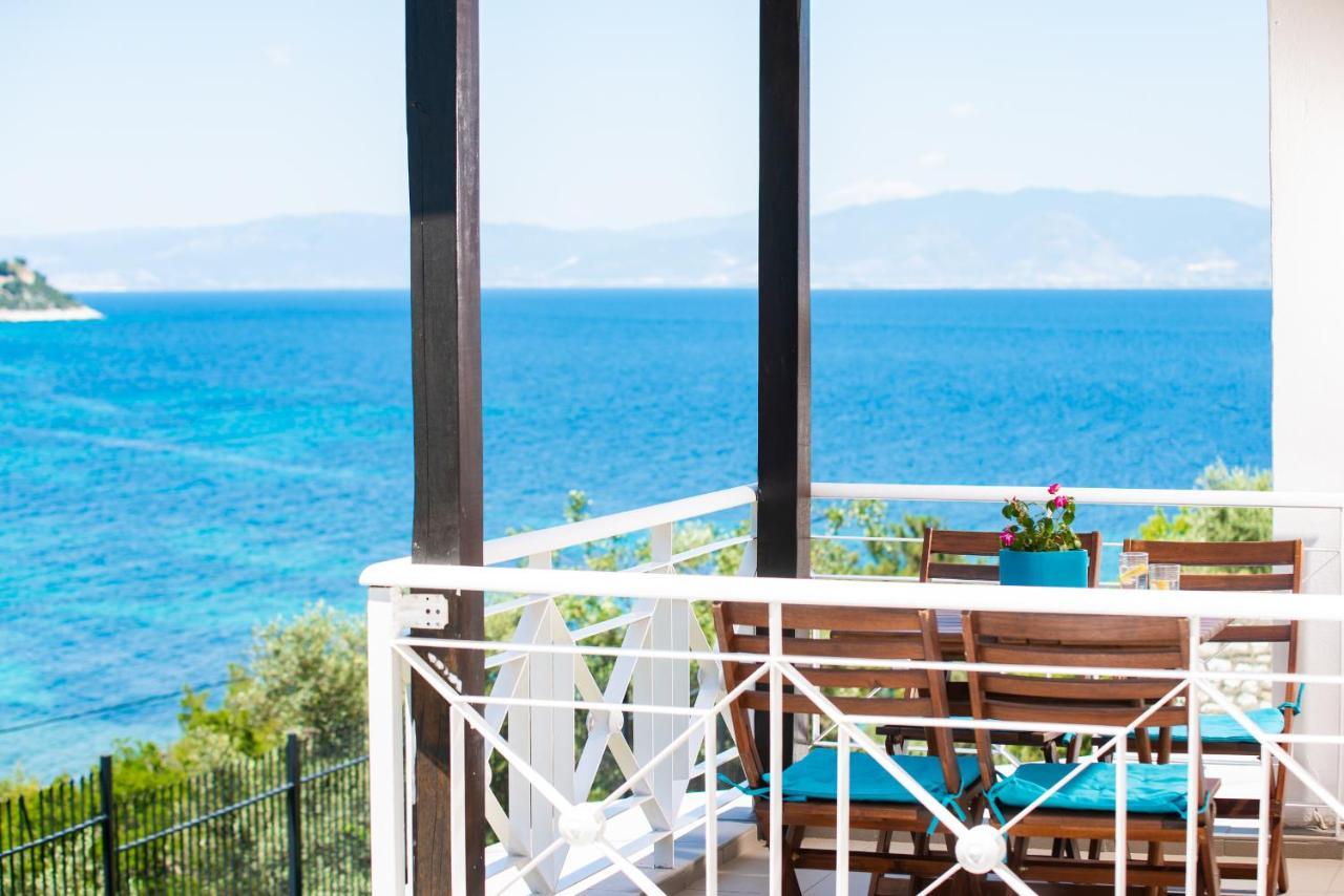Villa Victoria By La Scala Beach Лименас Екстериор снимка