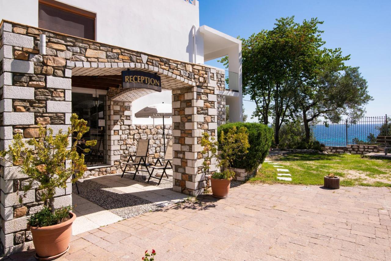 Villa Victoria By La Scala Beach Лименас Екстериор снимка