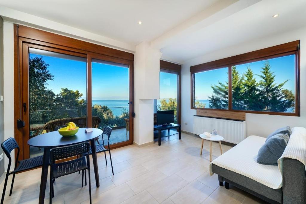 Villa Victoria By La Scala Beach Лименас Екстериор снимка
