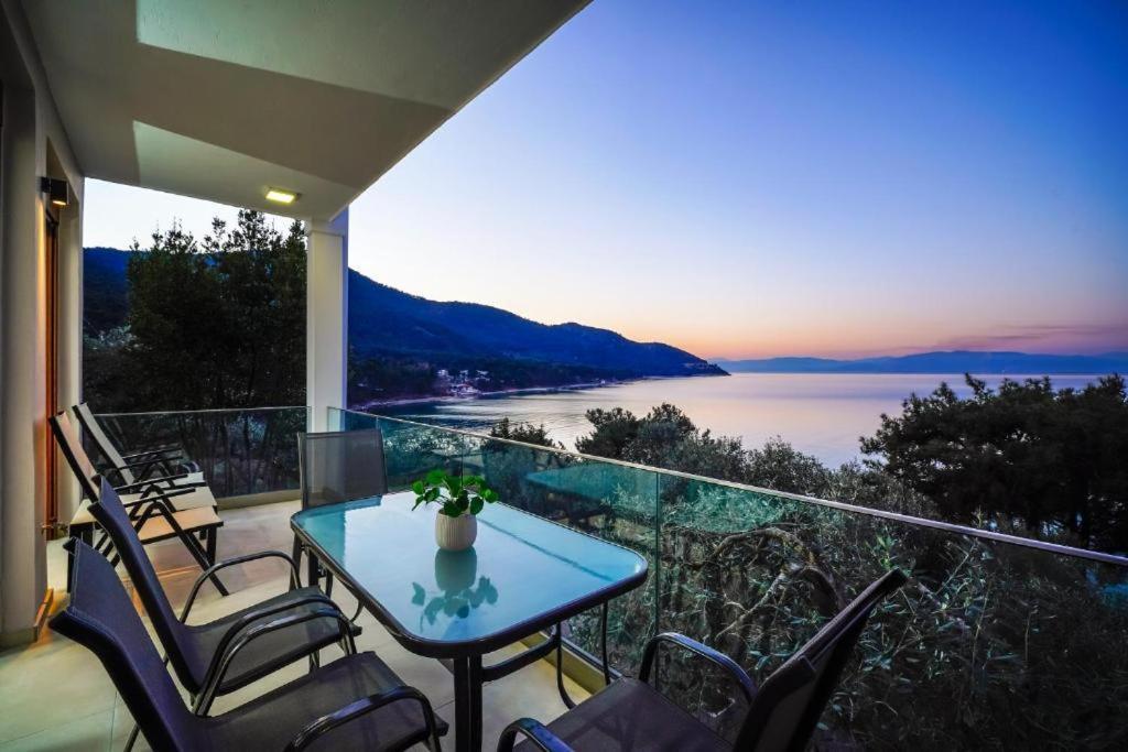 Villa Victoria By La Scala Beach Лименас Екстериор снимка