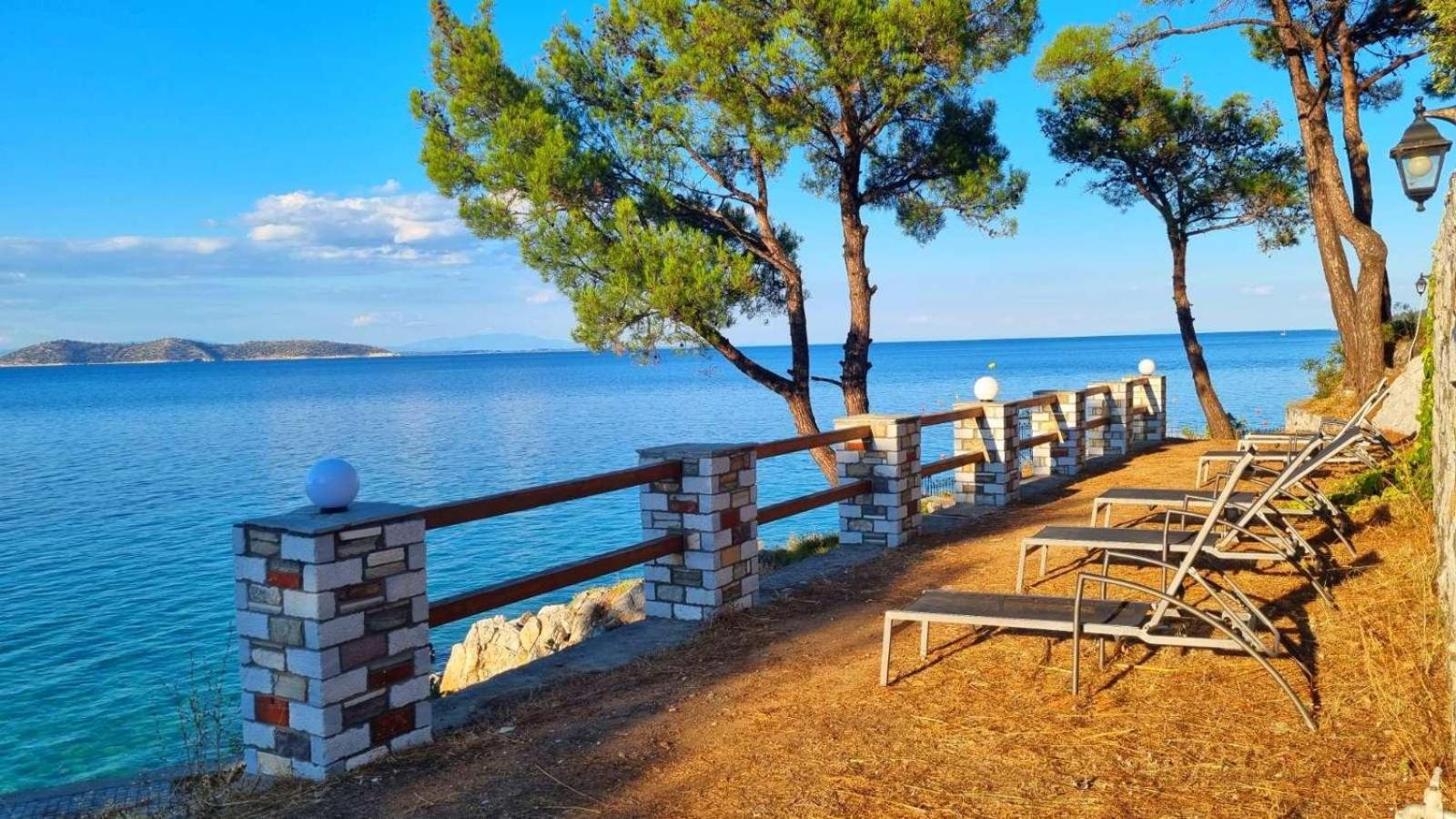 Villa Victoria By La Scala Beach Лименас Екстериор снимка