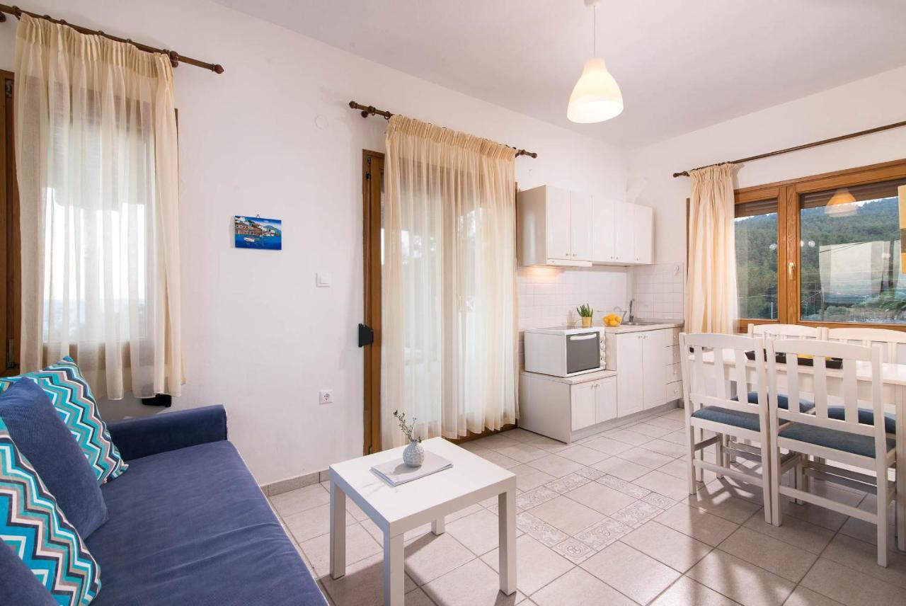 Villa Victoria By La Scala Beach Лименас Екстериор снимка